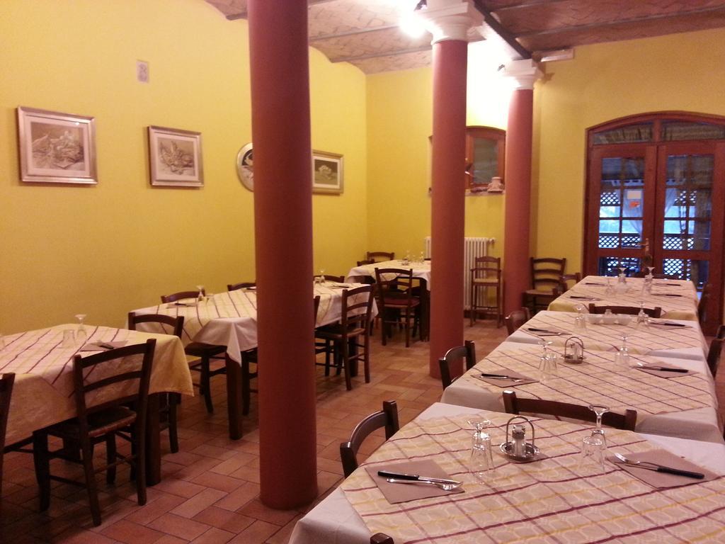 Вилла Agriturismo L'Angelina Alfonsine Экстерьер фото